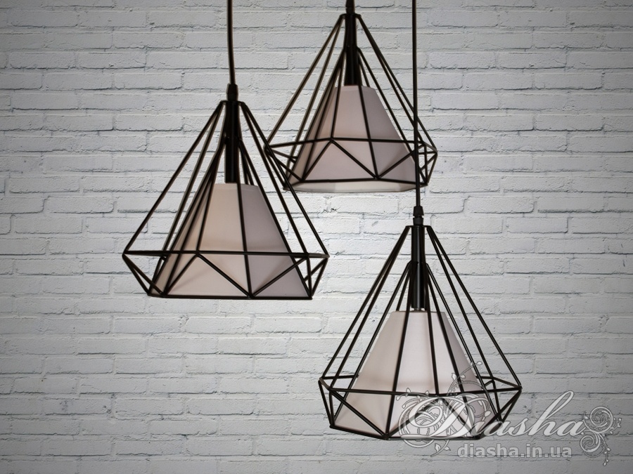 Підвісний світильник Himmeli The Diamond Chandelier є шедевром простоти і лаконічності вперше запропонований іменитим дизайнером Кевіном Райллі.Кевін Райллі вже понад 20 років задає напрямок стилю лофт. Створюючи справді академічні речі. У його світильниках дуже важлива скульптурна складова, адже більшість дня світильник просто деталь інтер'єру. І тільки вночі він стає чаклунством світла!
Слово Himmeli походить від скандинавського слова himmel - «небо». Сподіваємося, ви не пошкодуєте розмістивши Підвісний світильник Himmeli The Diamond Chandelier є шедевром простоти і лаконічності вперше запропонований іменитим дизайнером Кевіном Райллі.Кевін Райллі вже понад 20 років задає напрямок стилю лофт. Створюючи справді академічні речі. У його світильниках дуже важлива скульптурна складова, адже більшість дня світильник просто деталь інтер'єру. І тільки вночі він стає чаклунством світла!
Слово Himmeli походить від скандинавського слова himmel - «небо». Сподіваємося, ви не пошкодуєте розмістивши
