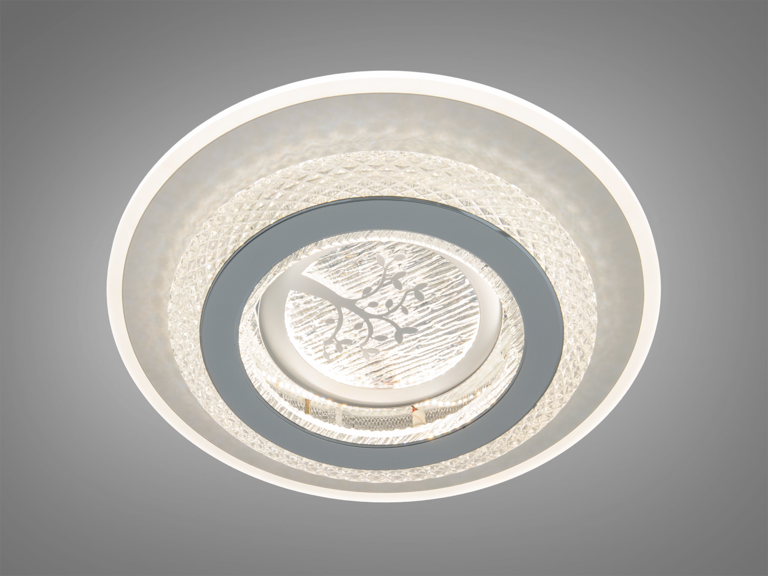 Круглий стельовий LED-світильник 68 Вт у білому кольорі. Змінна колірна температура (теплий/нейтральний/холодний) з керуванням настінним вимикачем. Для кімнат до ~12 м².