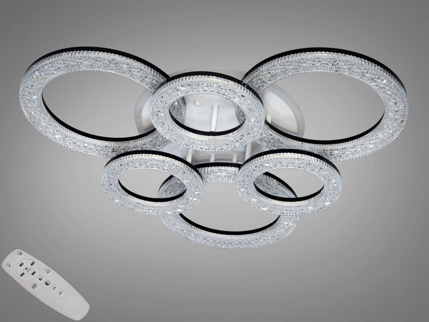 Світлодіодна люстра Diasha з пультом і димером. Чорний дизайн, 110W, ідеально підходить для сучасного інтер′єру.