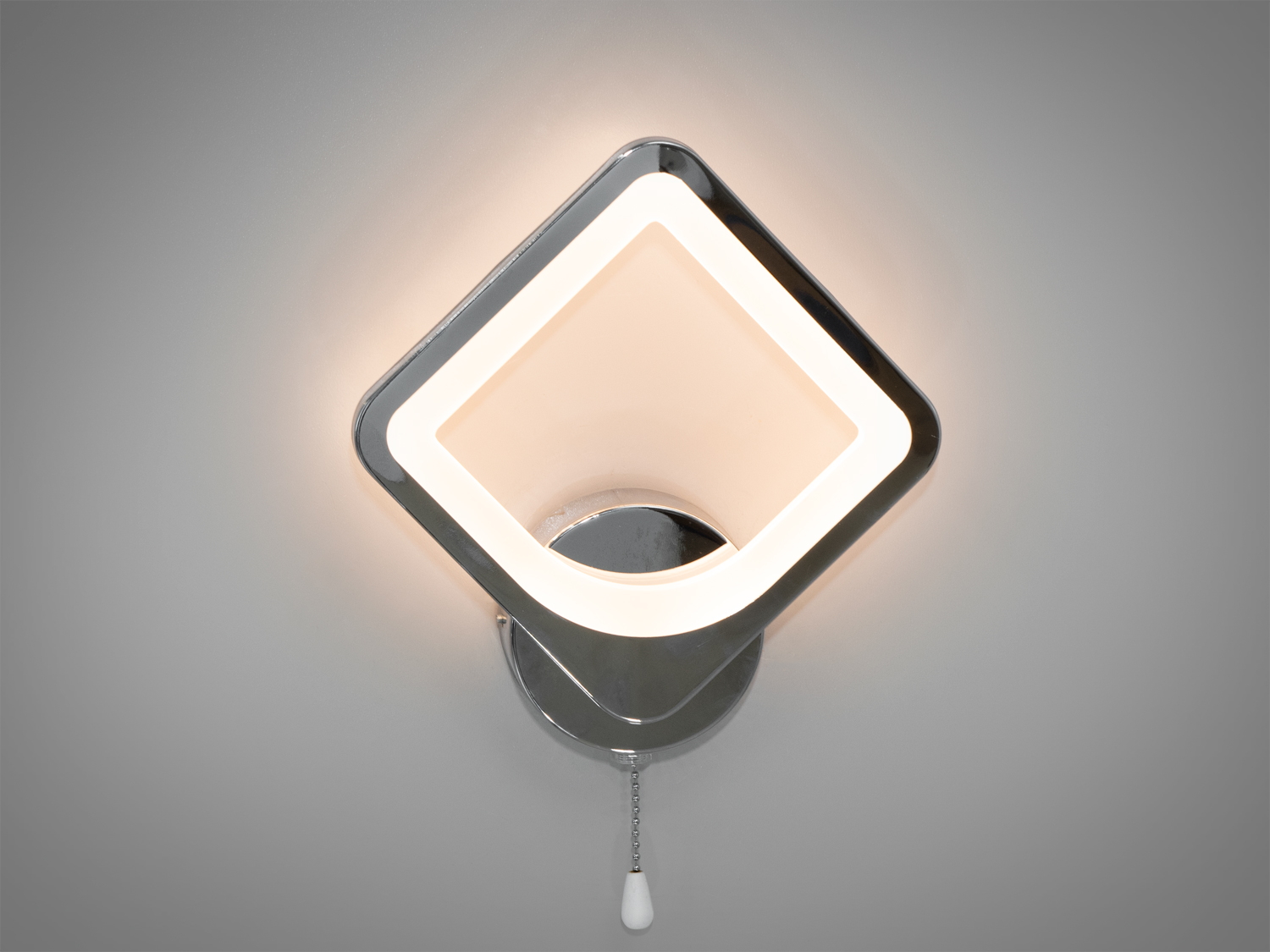 Хромоване бра Diasha 8060, 19 Вт LED, три режими 3200–6000K і вимикач-ланцюжок. Підходить для спальні, вітальні та коридору, акриловий розсіювач для м’якого світла.