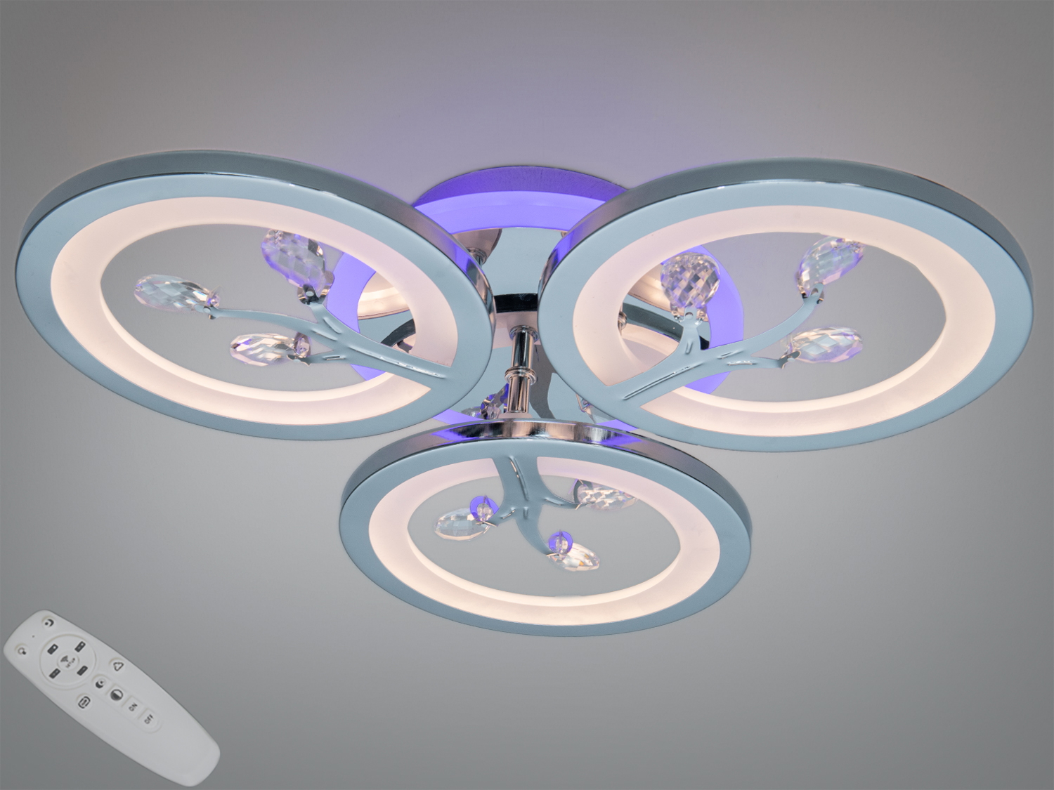 Стельова LED люстра 3 кільця, 50 Вт, хром. Пульт, димер, три режими білого та контурна підсвітка. Підходить для кімнат орієнтовно до 9 м².