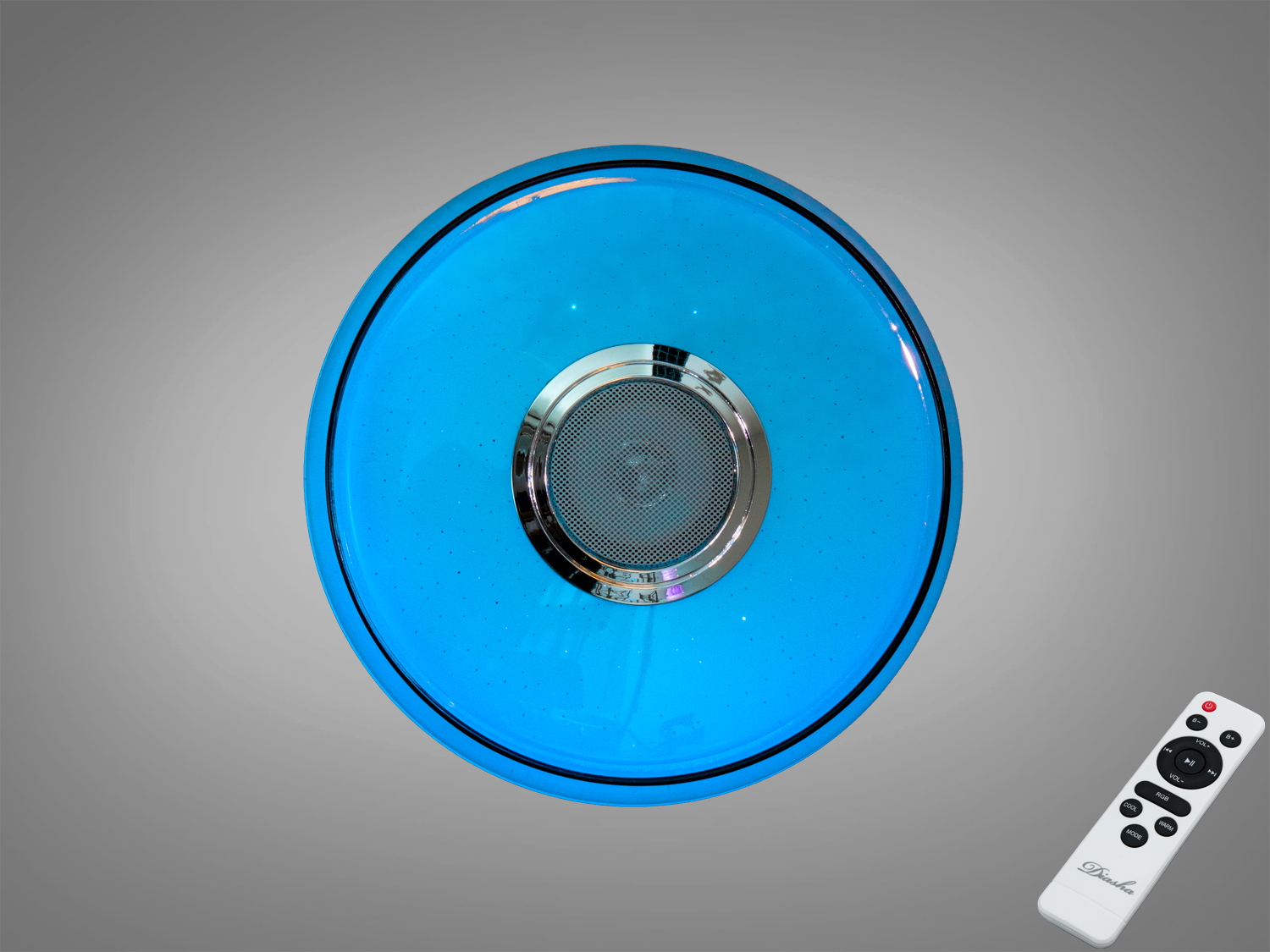 Біла смарт LED люстра 45 Вт з RGB та вбудованою Bluetooth‑колонкою. Керування i‑Link і пультом, таймери, музичний режим. Для кімнат до ≈8 м².