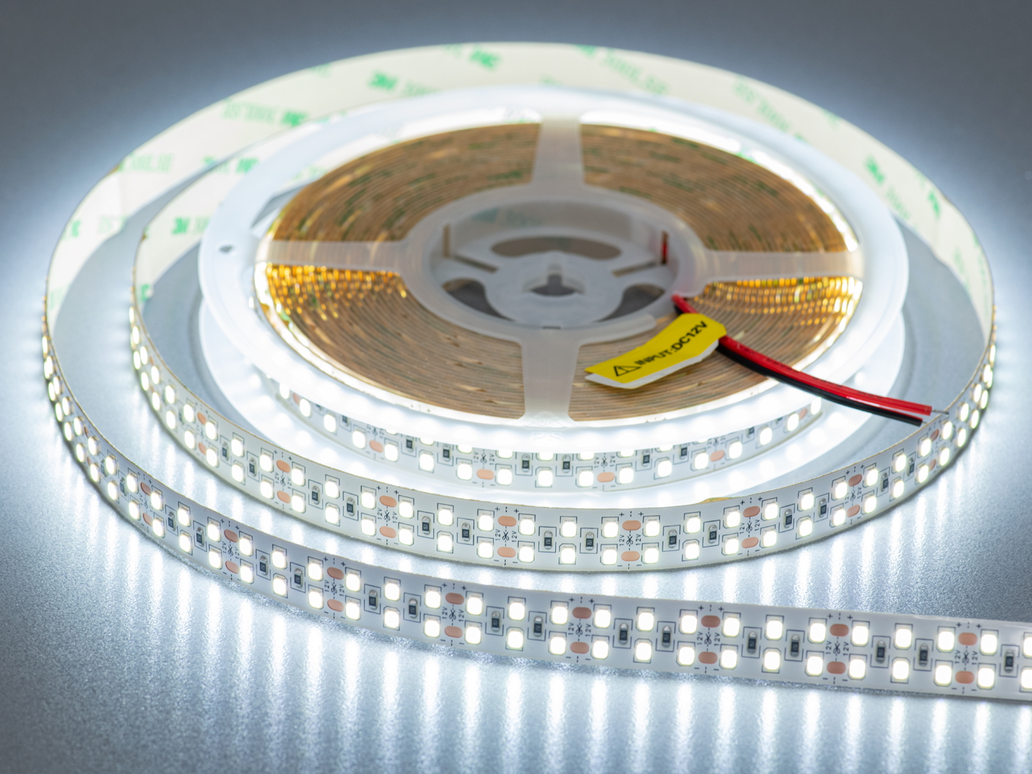 LED стрічка 12В, 240 діодів на метр, 15мм, холодний. Придбайте світлодіодну стрічку, безкомпромісне рішення для тих, хто цінує якість, надійність та силу світла. LED стрічка 12В, 240 діодів на метр, 15мм, холодний. Придбайте світлодіодну стрічку, безкомпромісне рішення для тих, хто цінує якість, надійність та силу світла.