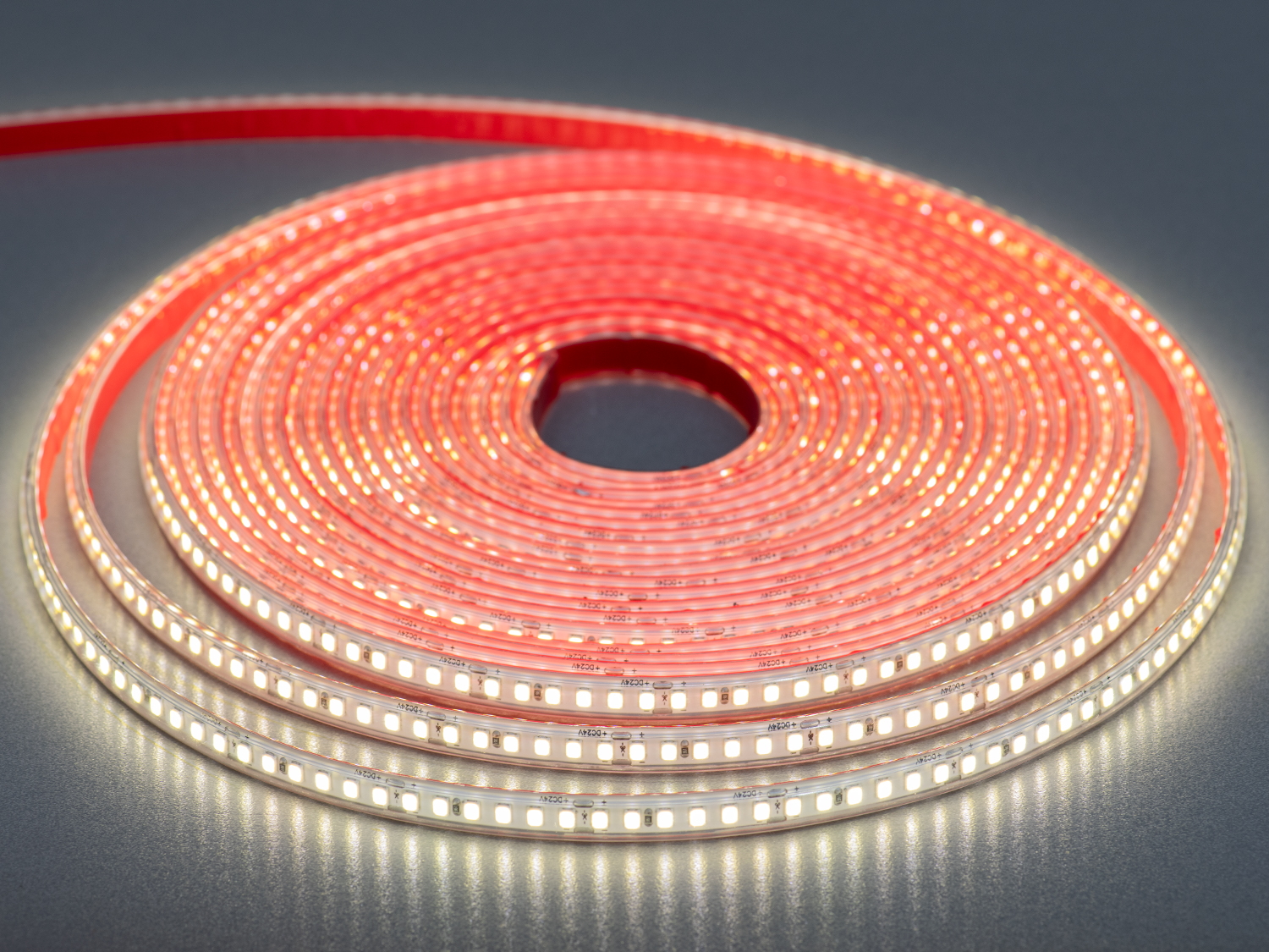 LED стрічка 24в, 180 шт/м, герметична, 8мм, нейтральний. Придбайте світлодіодну стрічку, яка відкриває широкі можливості для творчого монтажу в складних конструкціях. LED стрічка 24в, 180 шт/м, герметична, 8мм, нейтральний. Придбайте світлодіодну стрічку, яка відкриває широкі можливості для творчого монтажу в складних конструкціях.