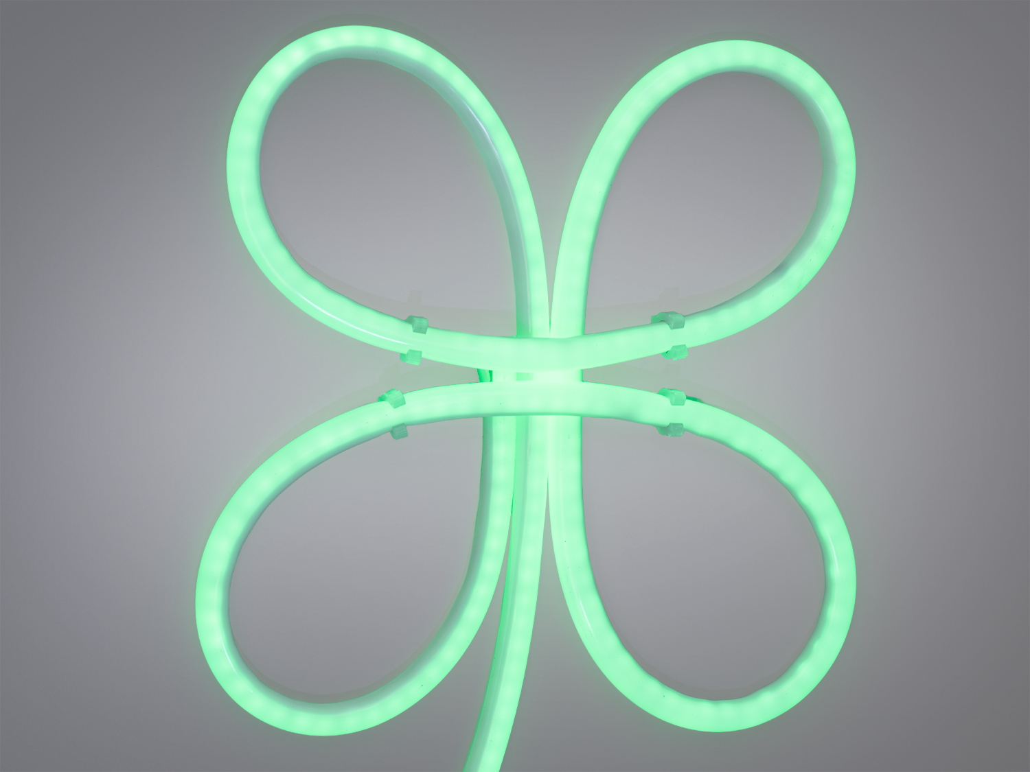 Гнучкий LED неон Diasha, зелений, 12В, IP67, круглий 11 мм. ≈8 Вт/м, ≈800 лм/м, SMD2835, кут 180°, крок різання 25 мм, радіус вигину ≈25 мм.