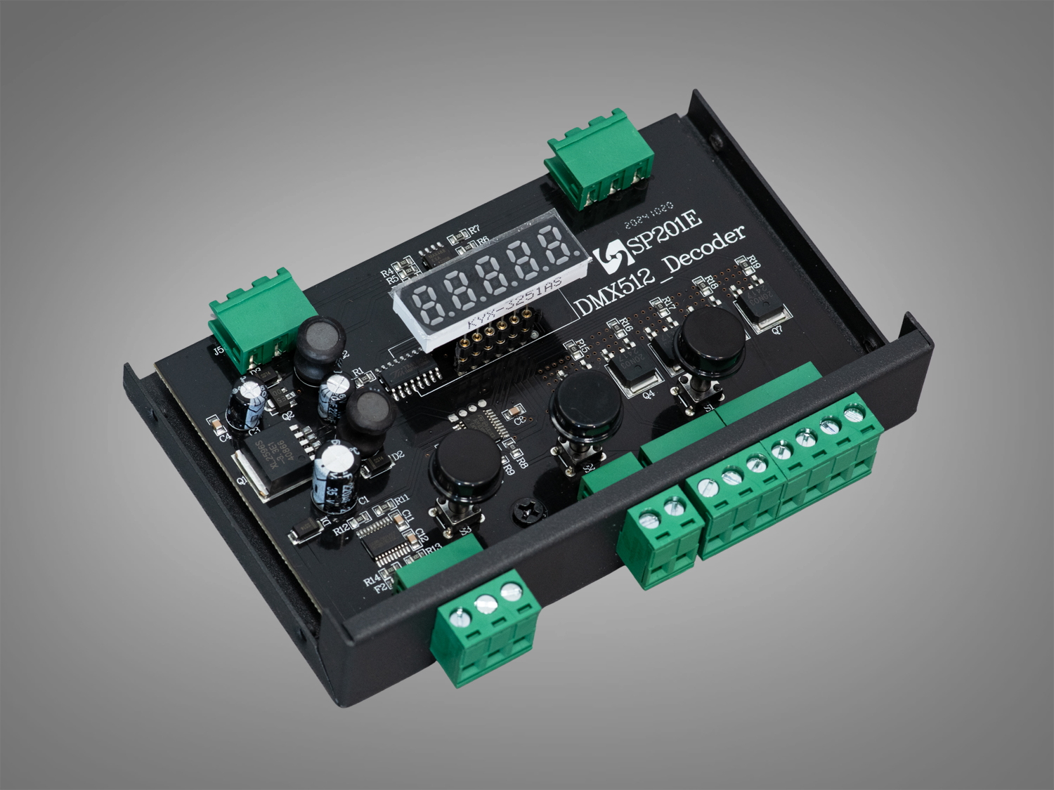 Професійний DMX контролер для RGB та SPI стрічки. Створюйте складні сценарії, динамічні композиції та світлові шоу — все це можливо з правильним обладнанням.